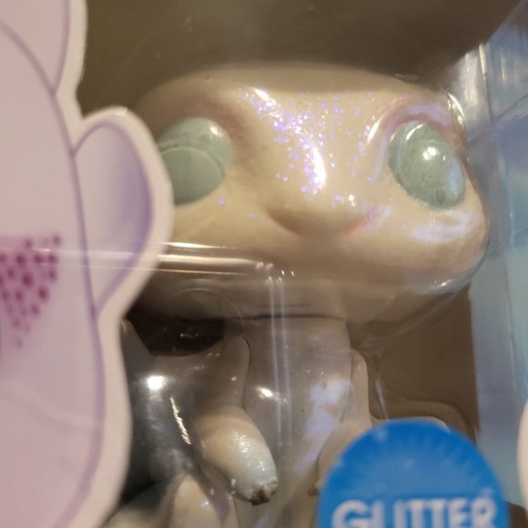 How to Train Your Dragon The Hidden World Light Fury Glitter Funko Shop Excl Pop - Picture 7 of 7